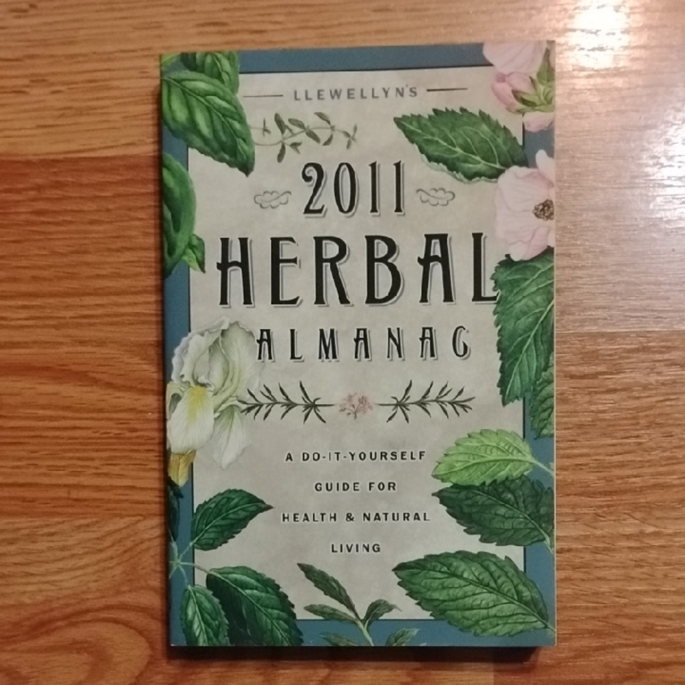 Llewellyn's 2011 Herbal Almanac Book